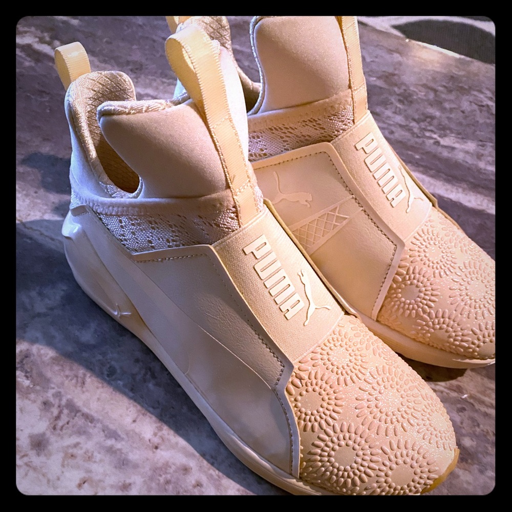 PUMA Women’s Fierce Kurim Training Shoes